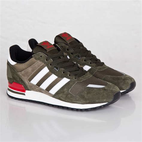 adidas originals men's zx 700 retro sneaker